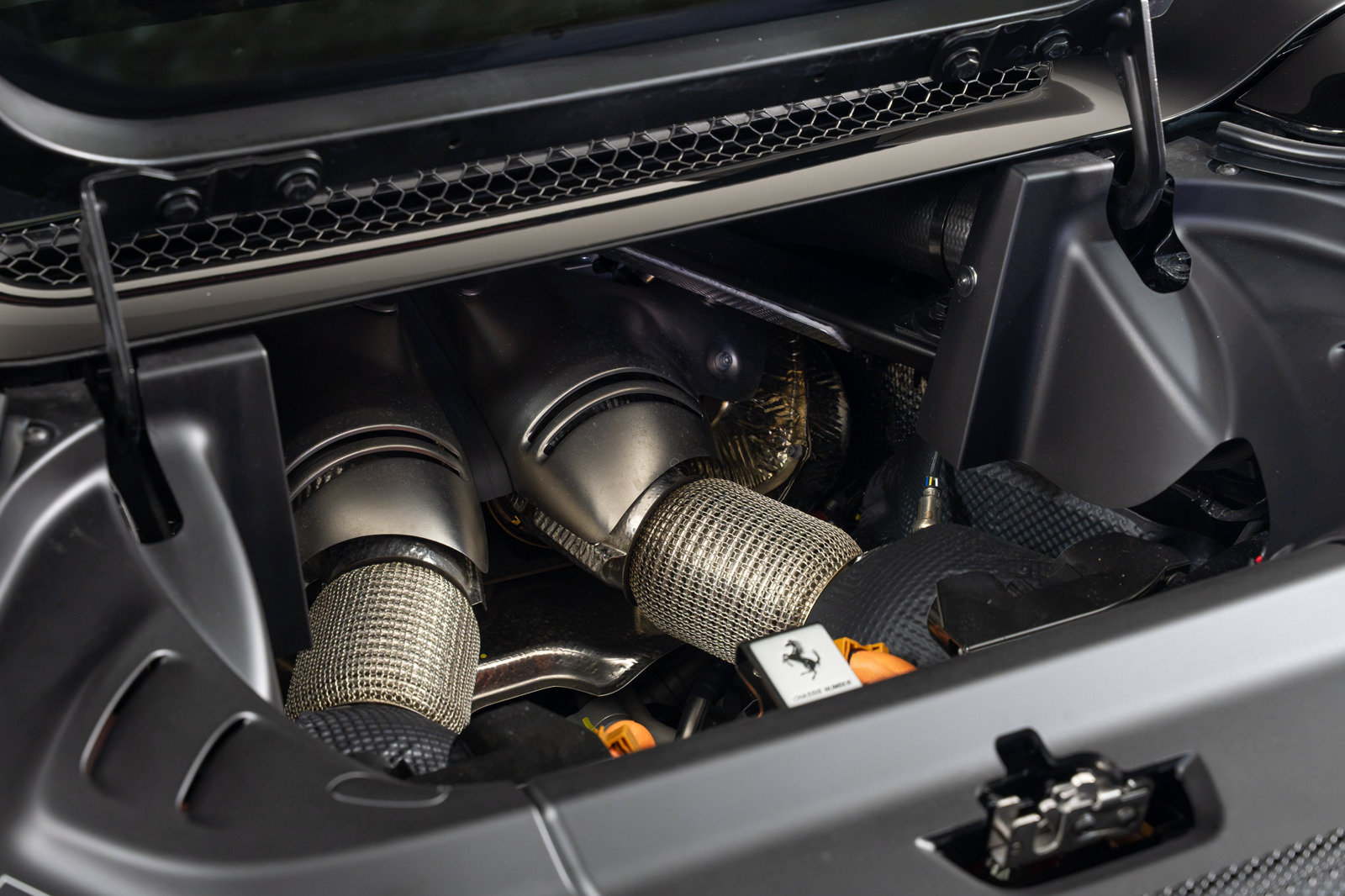 Certified 2026 Ferrari 296 GTS RWD image 38