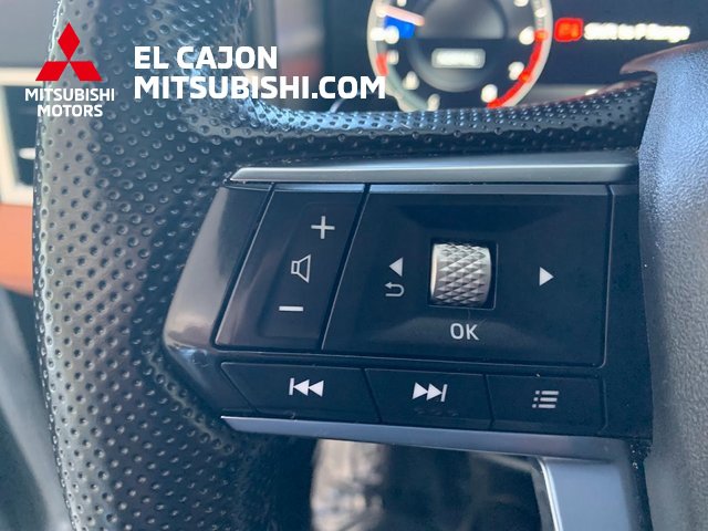 Used 2024 Mitsubishi Outlander SEL image 21