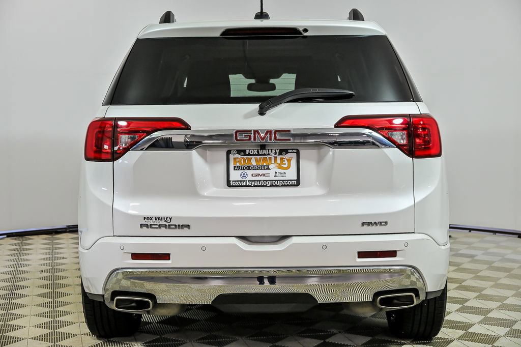 Used 2018 GMC Acadia Denali w/ Technology Package AWD/4WD image 7
