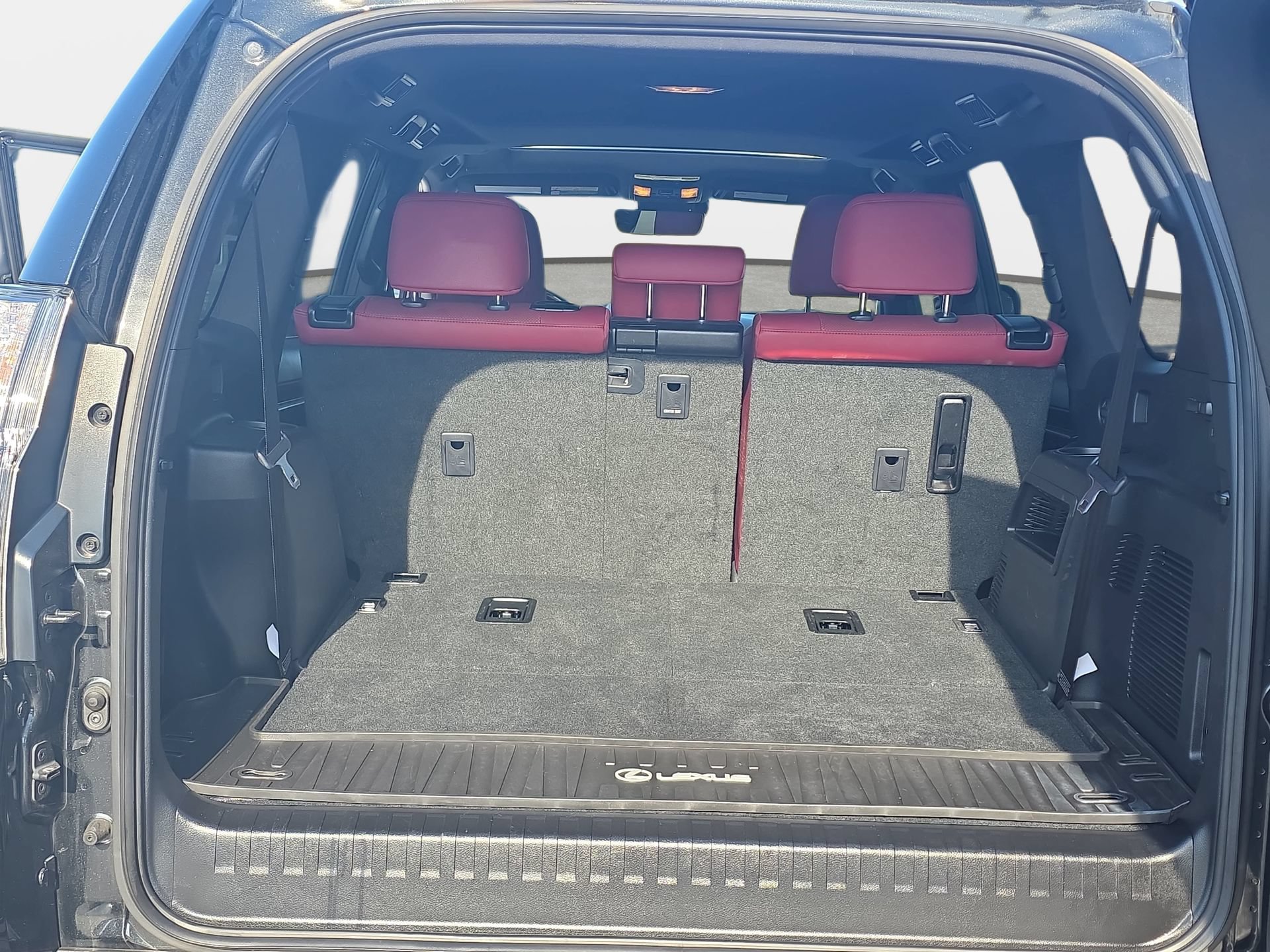 Used 2023 Lexus GX 460 Premium w/ Premium Package AWD/4WD image 12