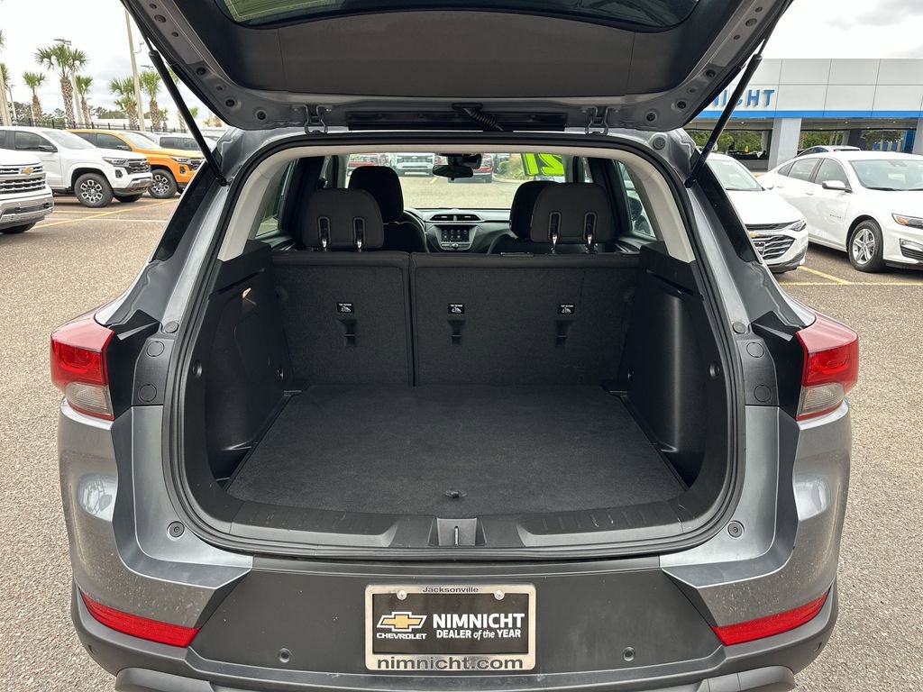 Used 2021 Chevrolet TrailBlazer LS FWD image 23