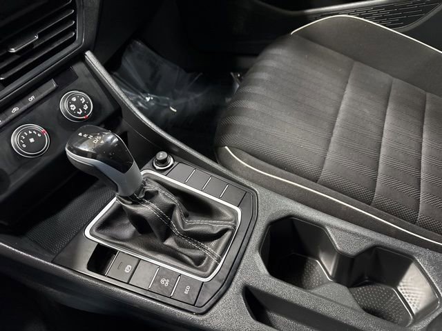 Used 2023 Volkswagen Jetta Sport image 20