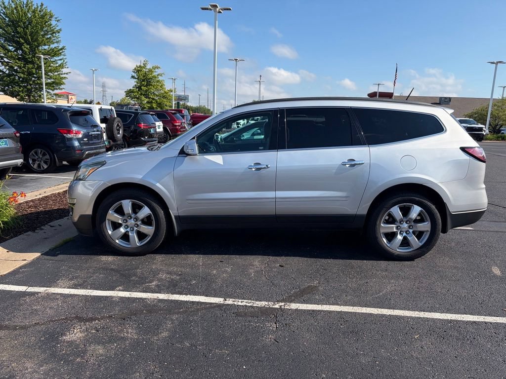 Used 2016 Chevrolet Traverse LTZ AWD/4WD image 5