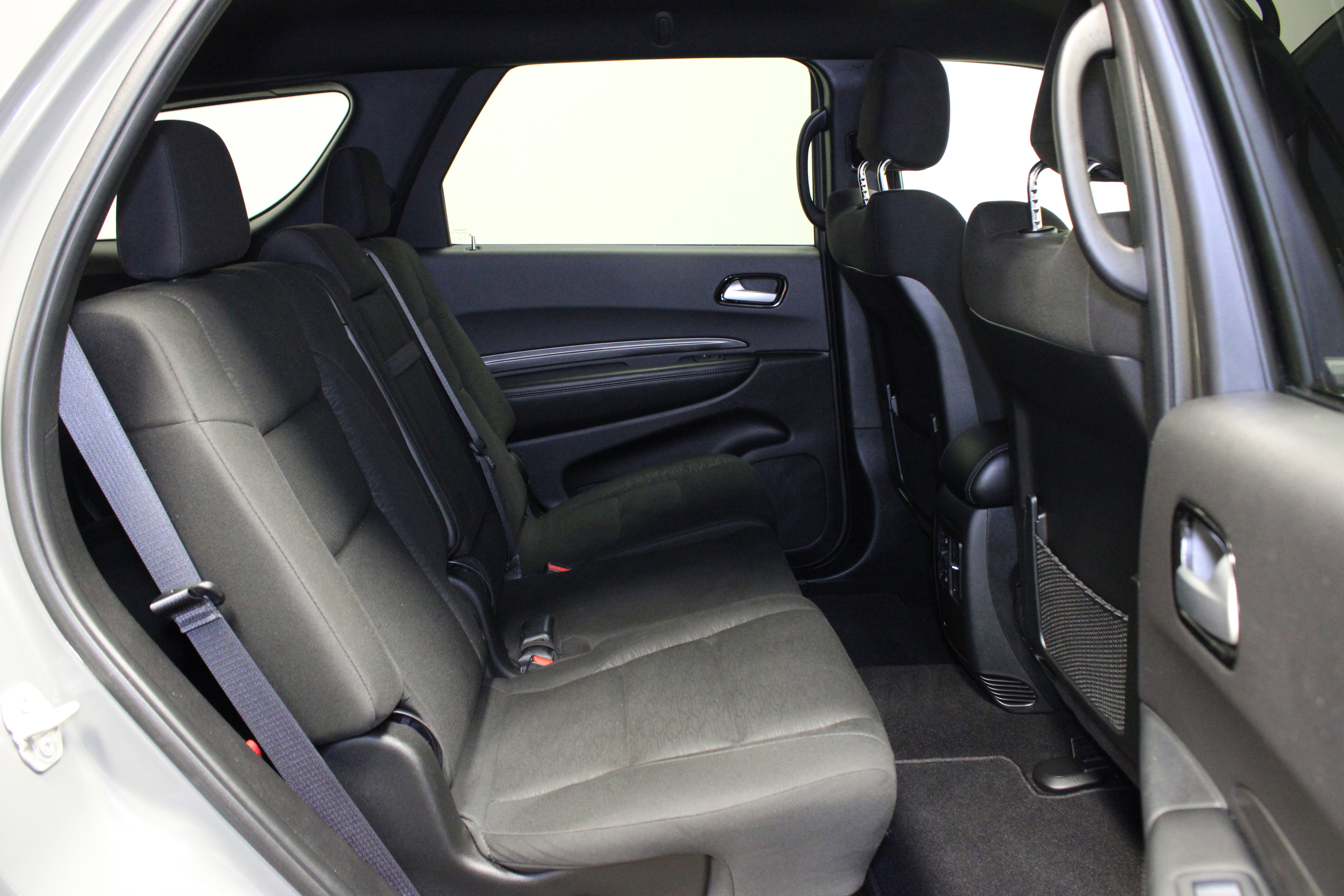 Used 2024 Dodge Durango SXT w/ 3rd Row Seating Group RWD image 16