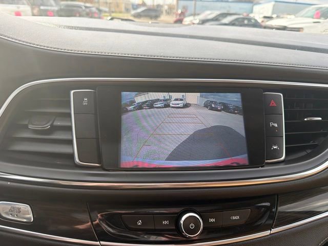 Used 2018 Buick Enclave Premium FWD image 12