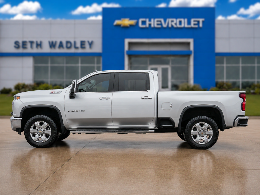 Used 2022 Chevrolet Silverado 2500 LTZ AWD/4WD image 4