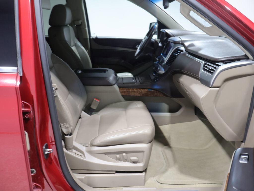 Used 2015 Chevrolet Suburban LTZ AWD/4WD image 25