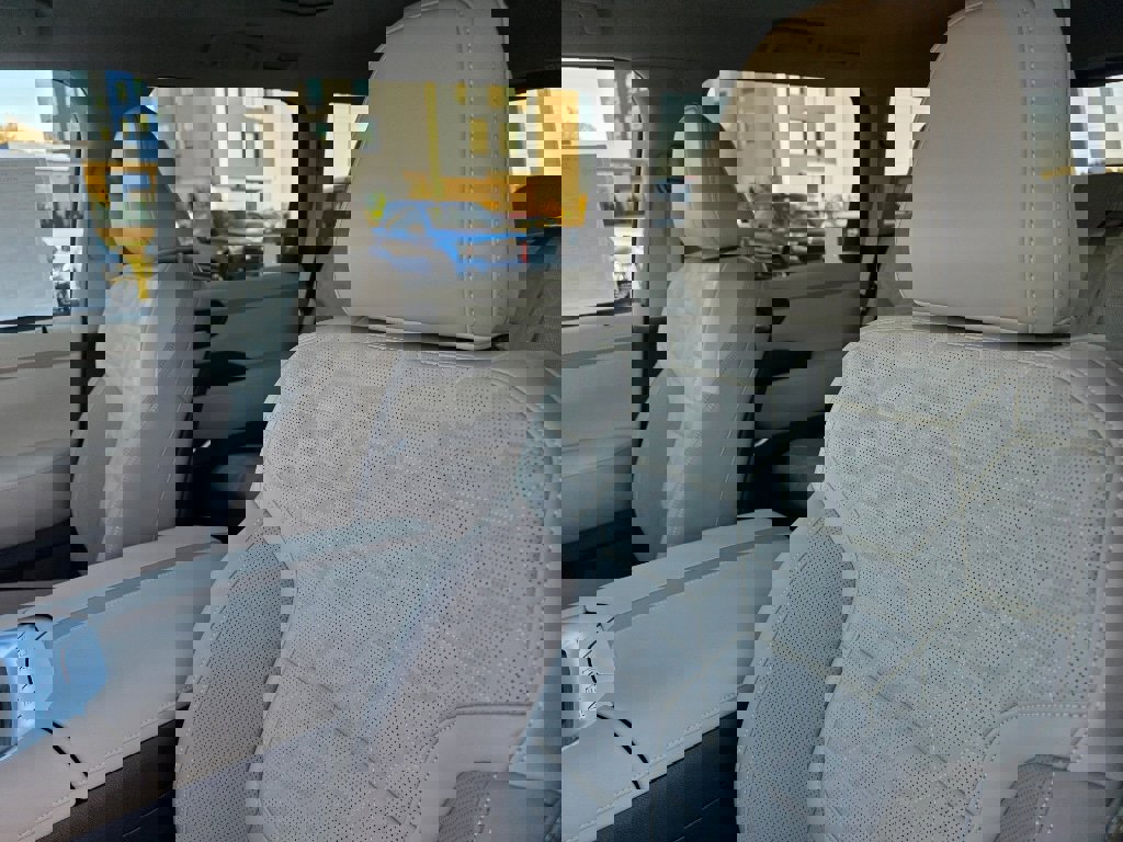 New 2026 Nissan Armada Platinum image 11