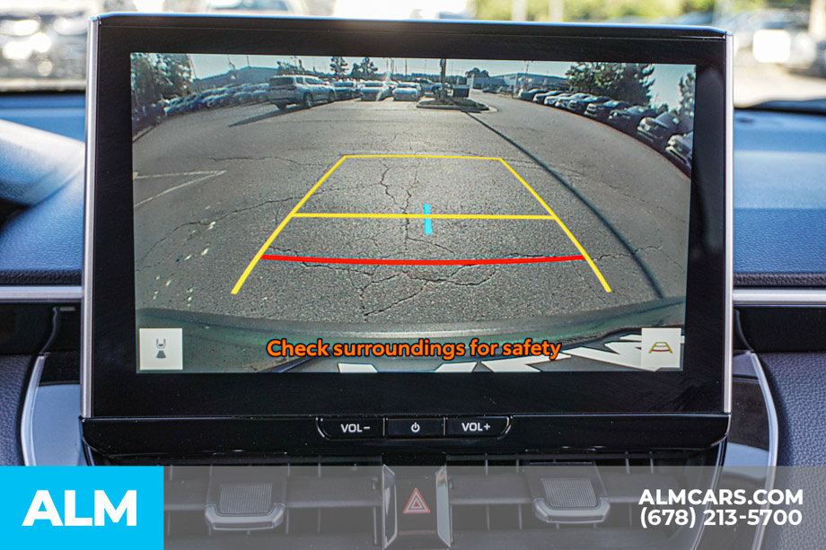 Used 2026 Toyota Corolla Cross XLE FWD image 36