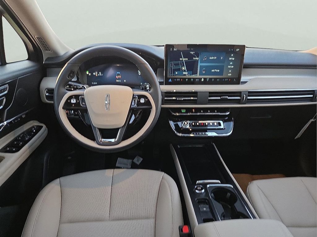 New 2026 Lincoln Corsair Premiere FWD image 10