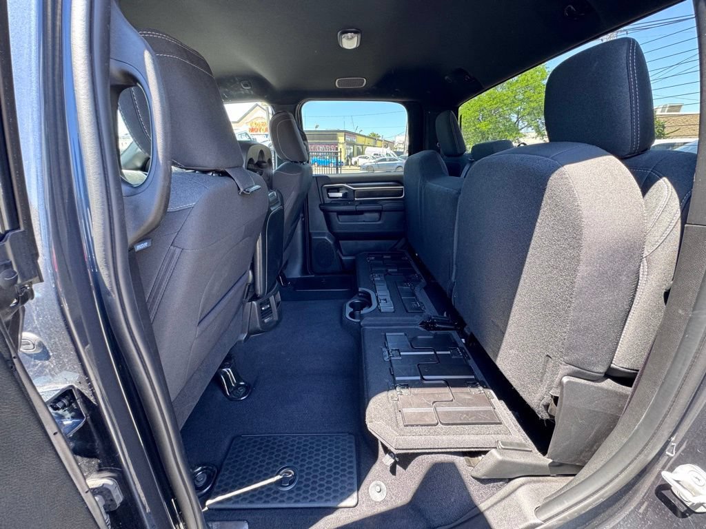 Certified 2025 RAM 2500 Big Horn AWD/4WD image 17