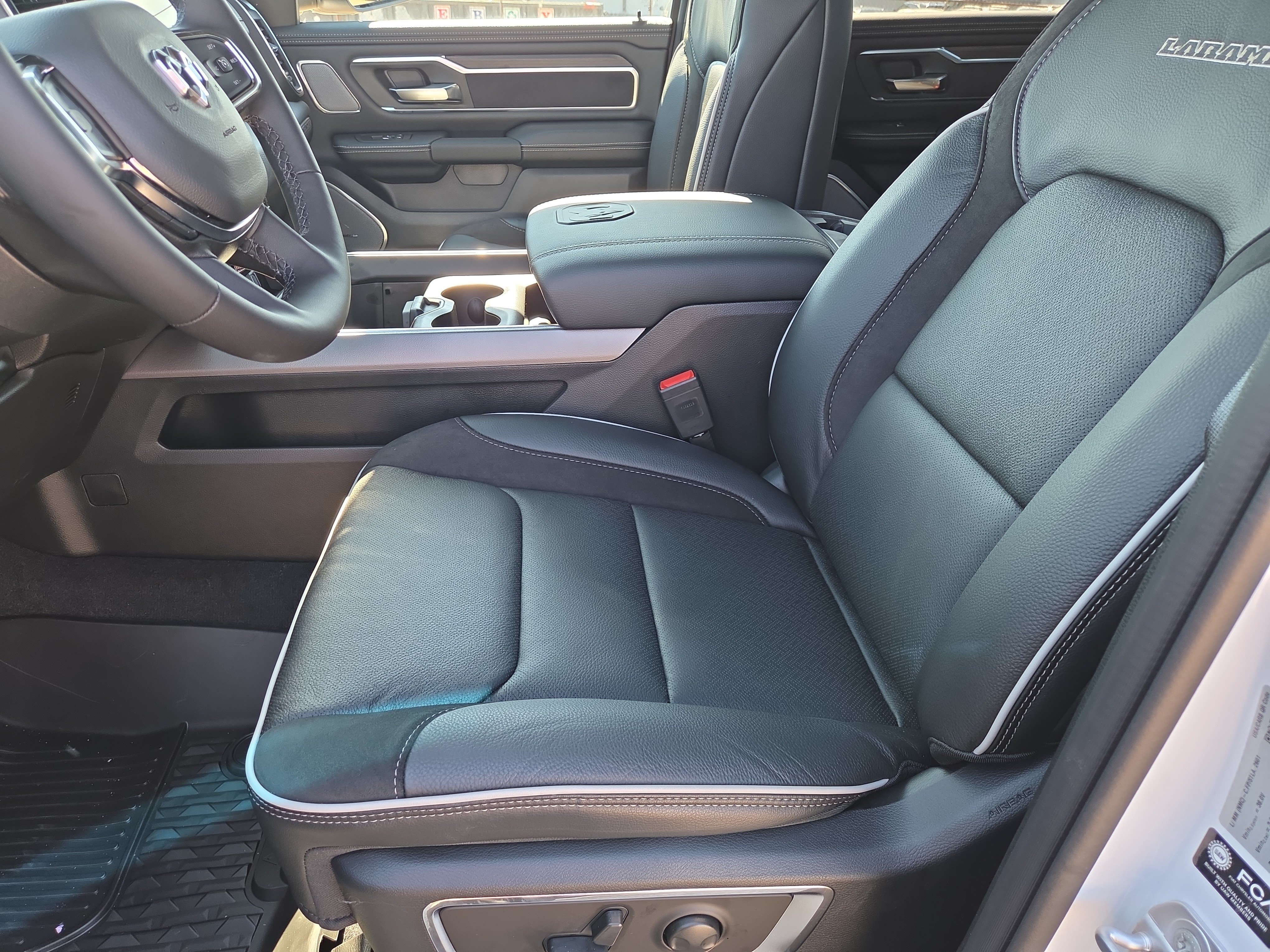 New 2026 RAM 1500 Laramie w/ Night Edition AWD/4WD image 4