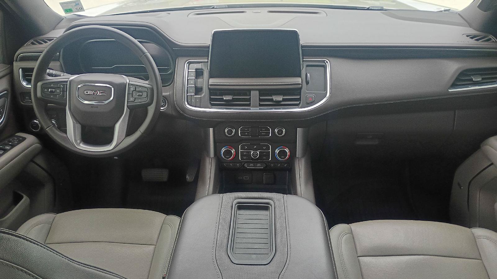 Used 2023 GMC Yukon XL SLT w/ LPO, Floor Liner Package RWD image 17