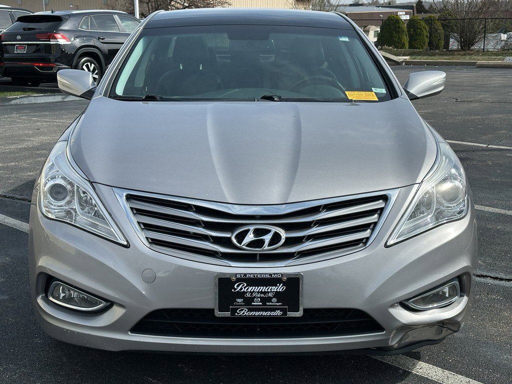 Used 2012 Hyundai Azera w/ Technology Pkg image 2
