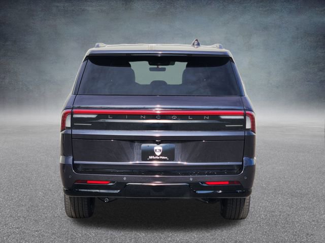 New 2026 Lincoln Navigator L Reserve w/ Jet Appearance Package image 6