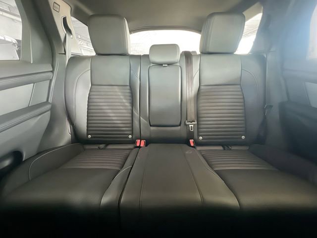 Used 2025 Land Rover Discovery Sport Dynamic SE image 26