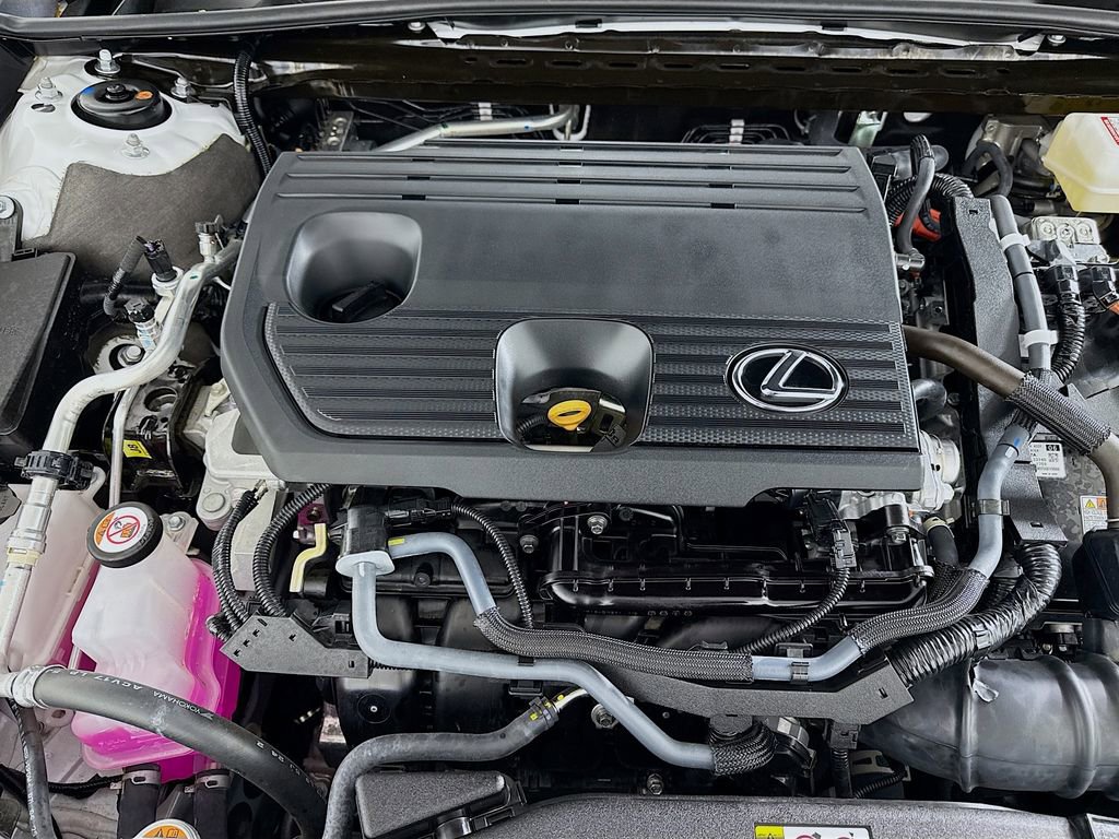 Used 2025 Lexus ES 300h w/ Premium Package image 31