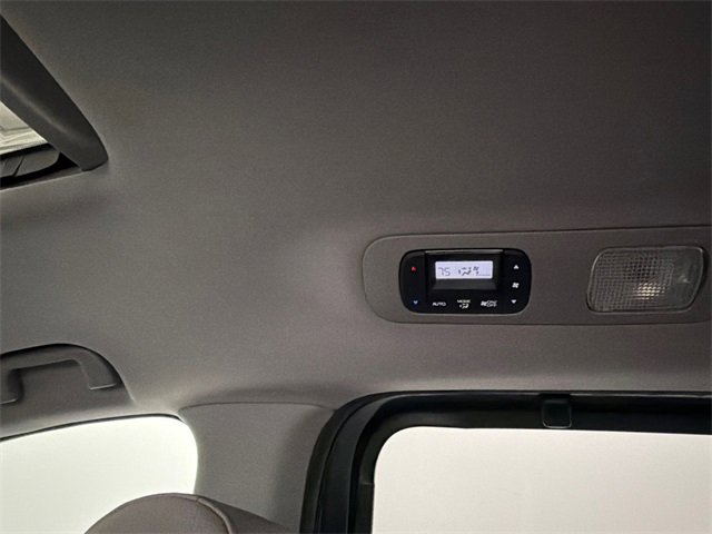 Used 2018 Honda Odyssey Elite image 19