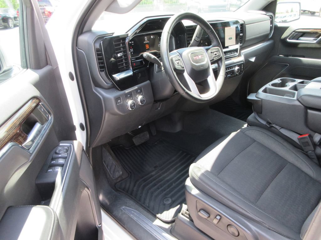 Used 2023 GMC Sierra 1500 Elevation AWD/4WD image 13
