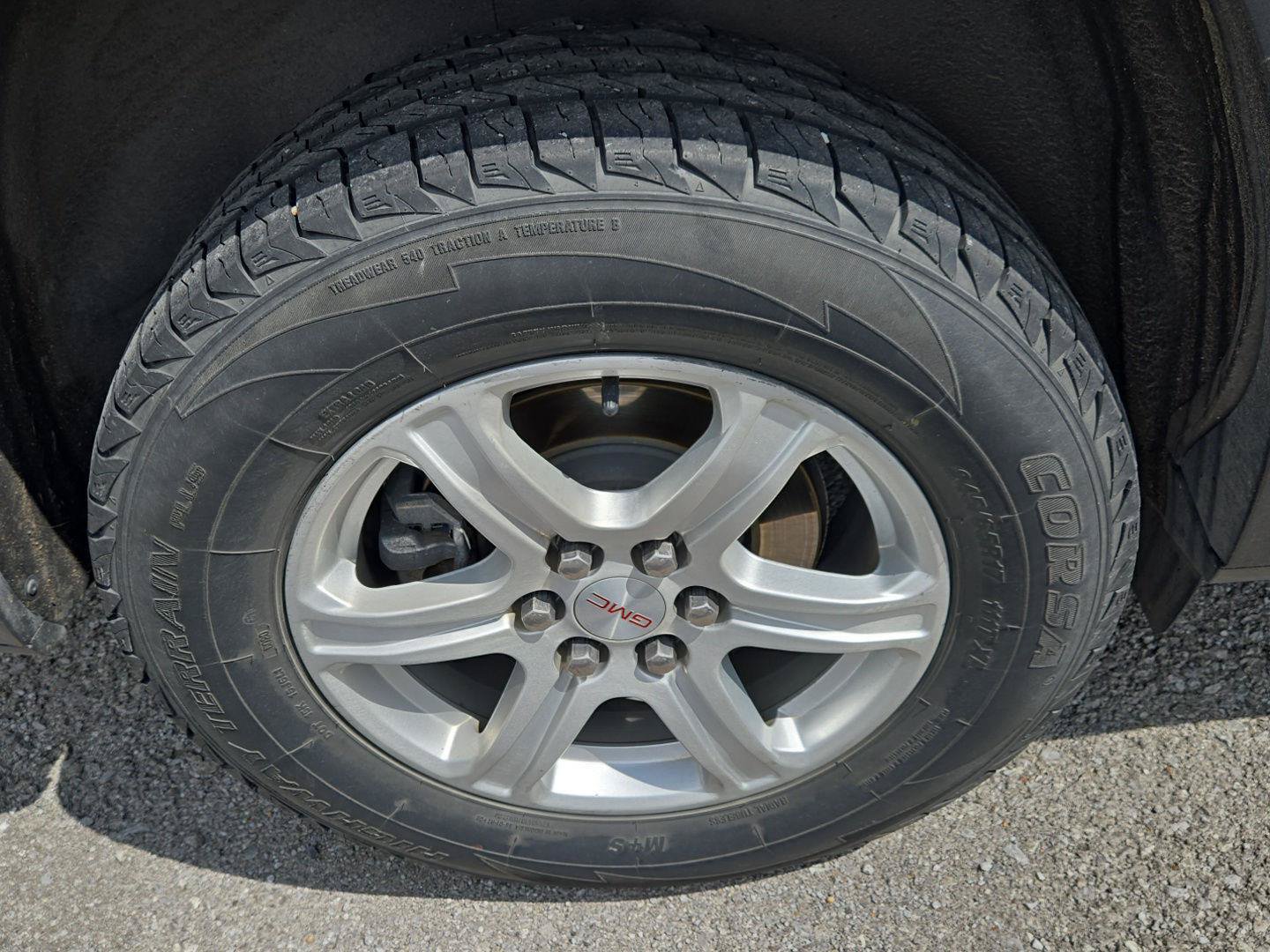 Used 2019 GMC Acadia SLE FWD image 10