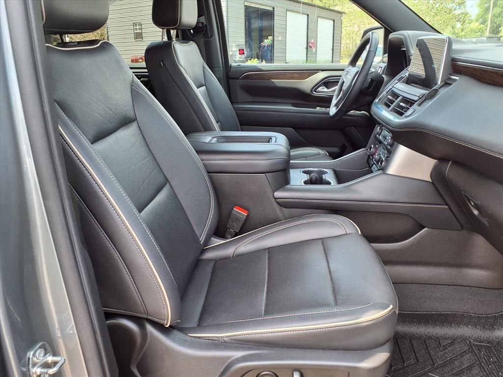 Used 2022 Chevrolet Tahoe Premier AWD/4WD image 13