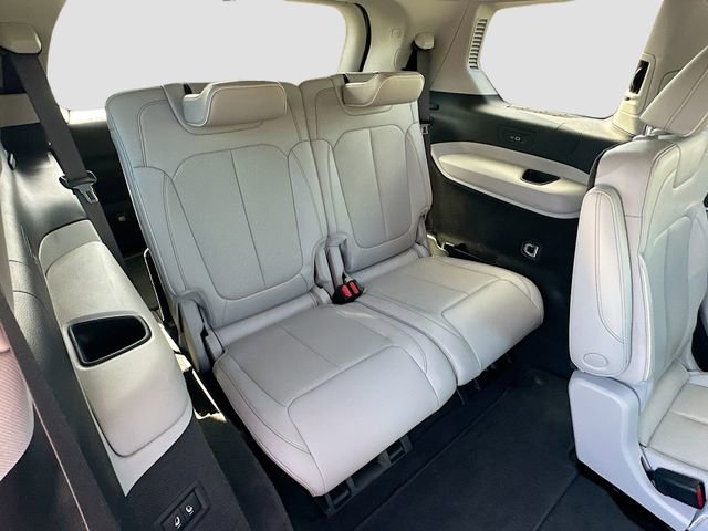 Used 2021 Jeep Grand Cherokee L Overland w/ Advanced Protech Group III image 29