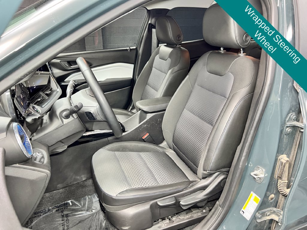 Used 2025 Chevrolet Trax LT w/ Driver Confidence Package FWD image 7