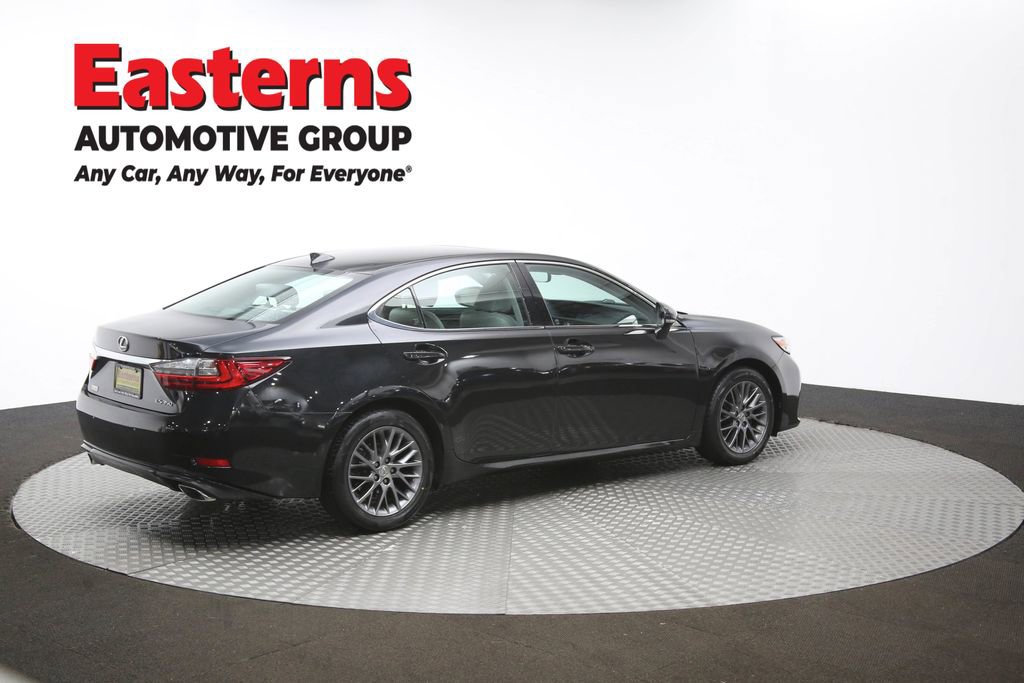 Used 2018 Lexus ES 350 350 w/ Luxury Package w/Wood Trim image 46