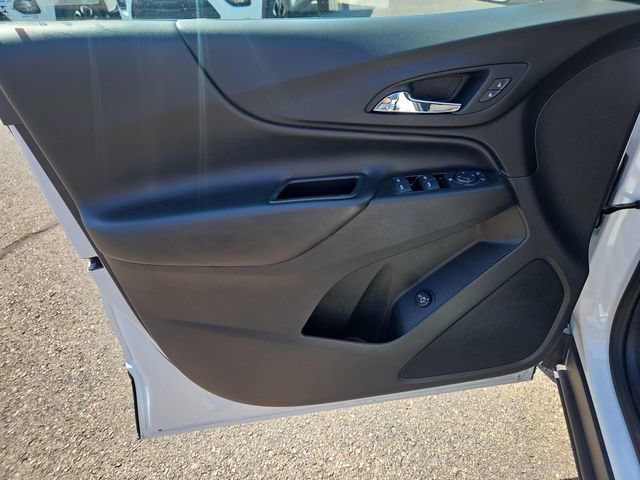Used 2024 Chevrolet Equinox LT FWD image 10