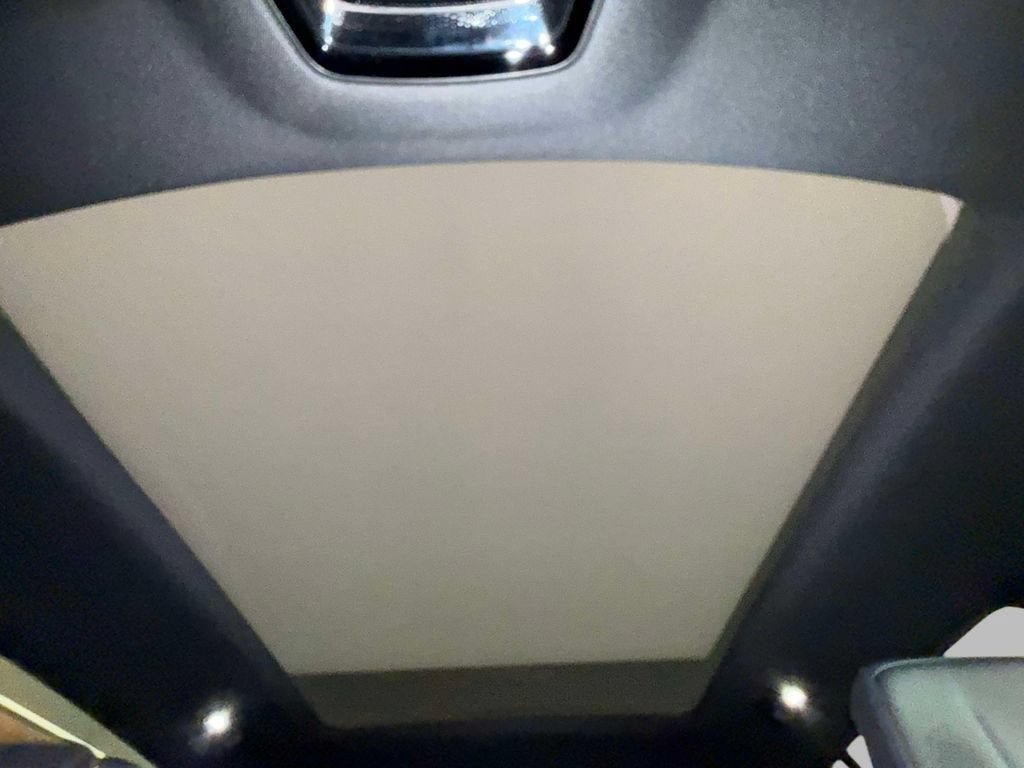 New 2025 Cadillac Escalade IQ Luxury 1 AWD/4WD image 22
