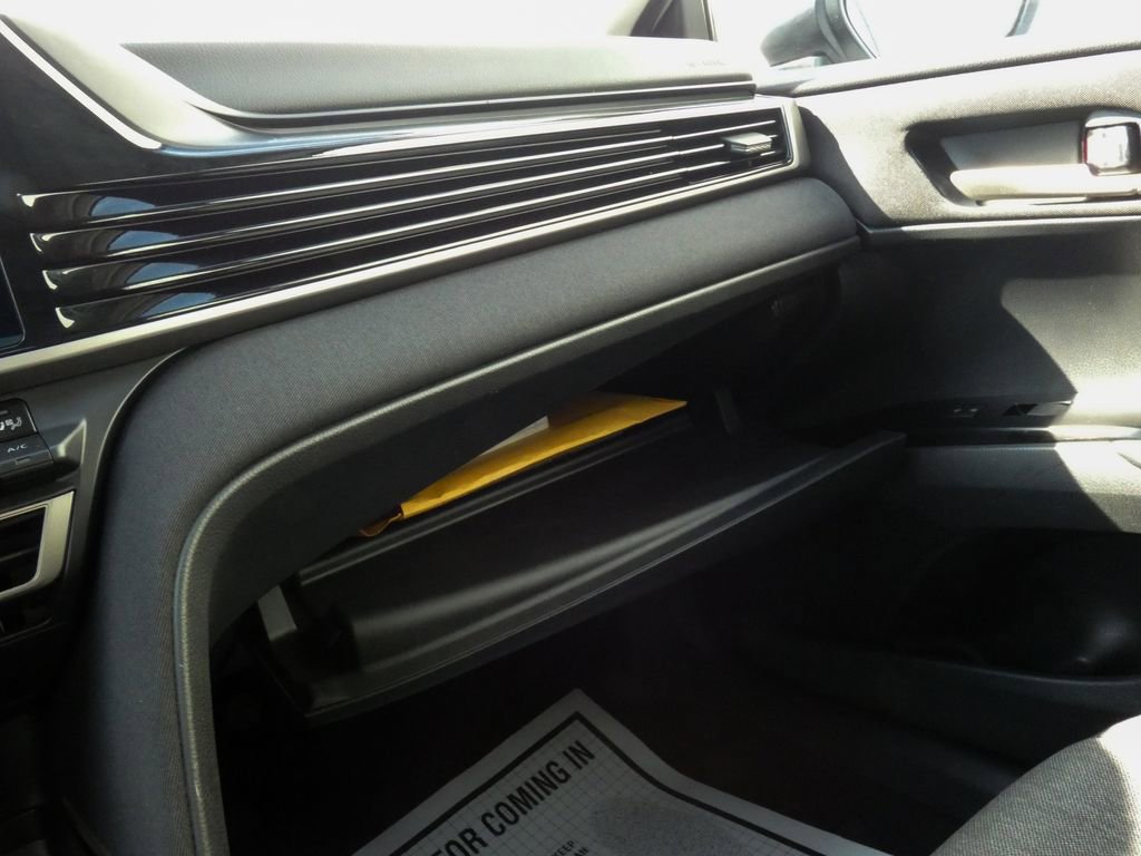 Used 2025 Toyota Camry LE FWD image 23