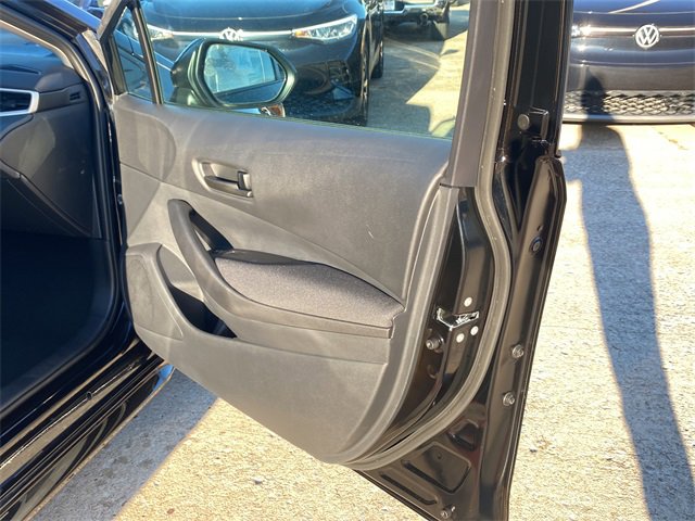 Used 2025 Toyota Corolla LE image 10