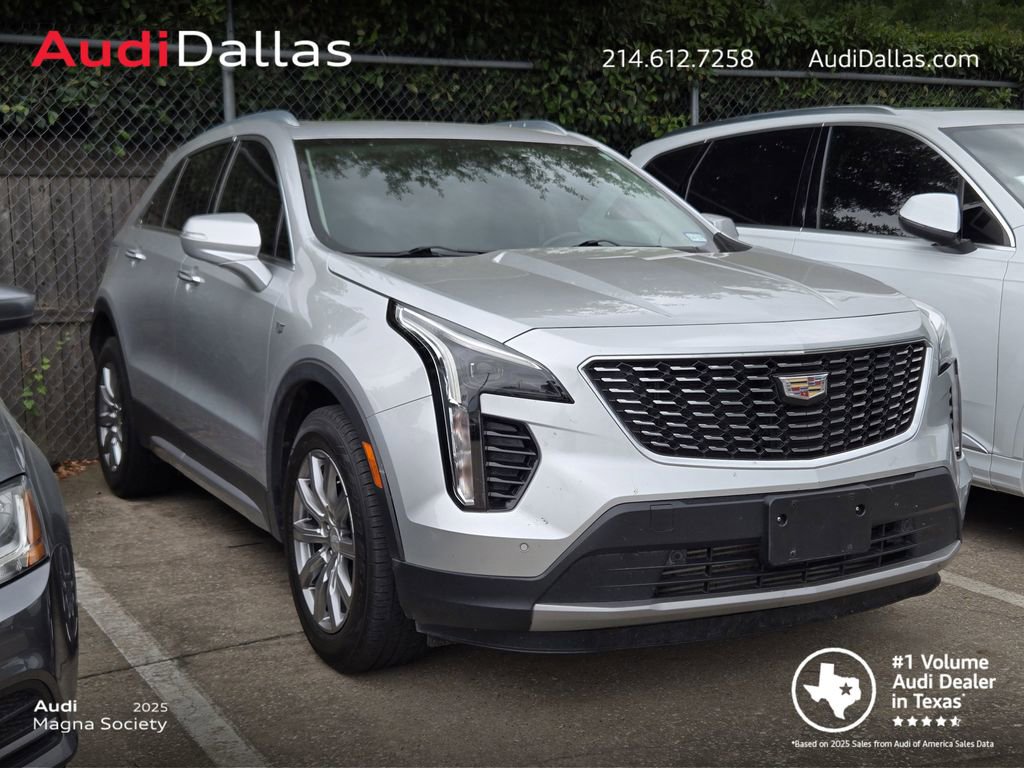 Used 2021 Cadillac XT4 Premium Luxury image 1