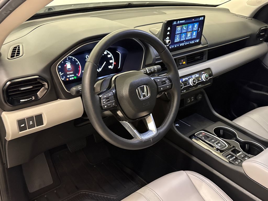 Certified 2025 Honda Pilot EX-L image 18