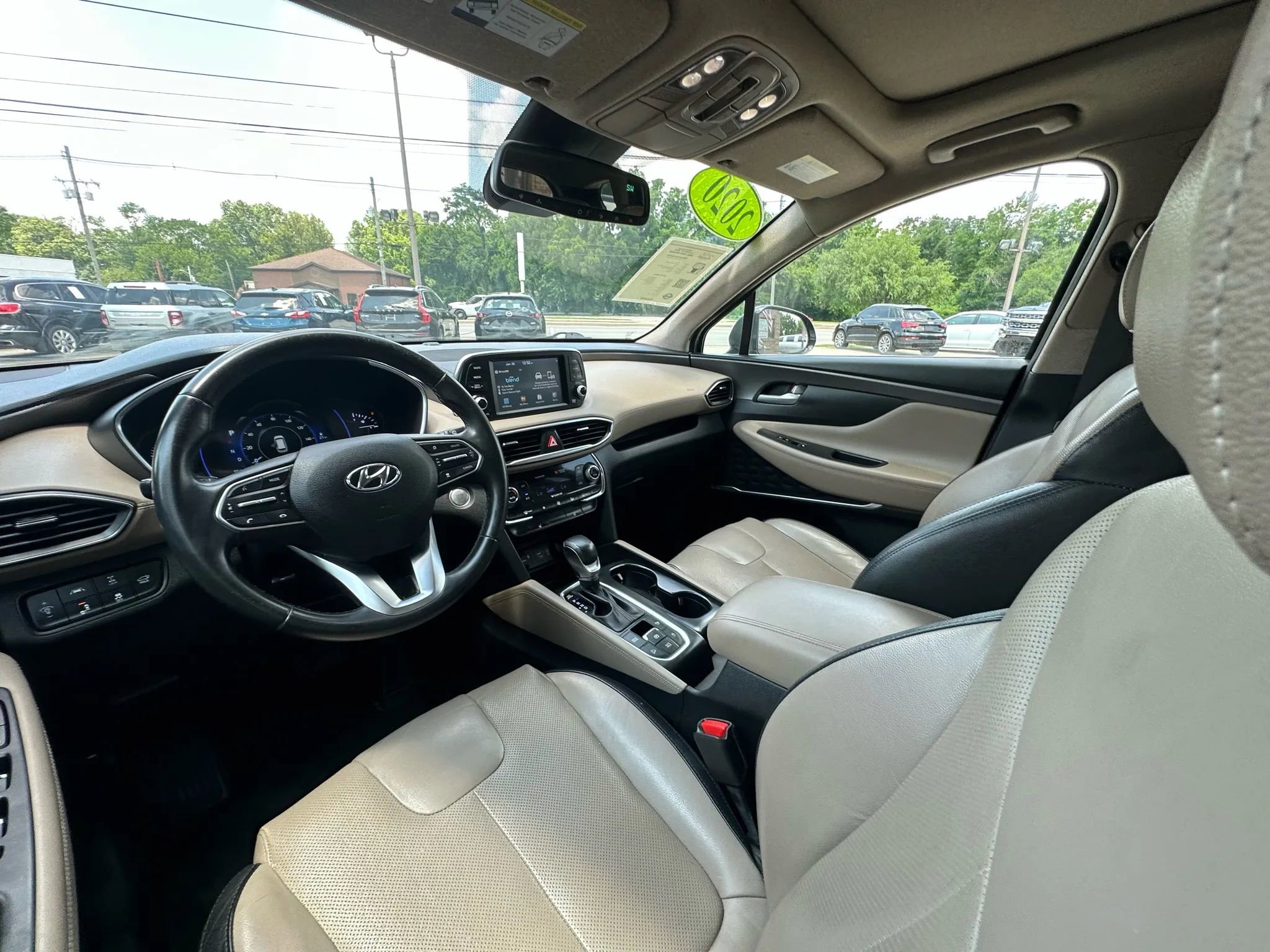 Used 2020 Hyundai Santa Fe SEL w/ Convenience + Premium Package image 17