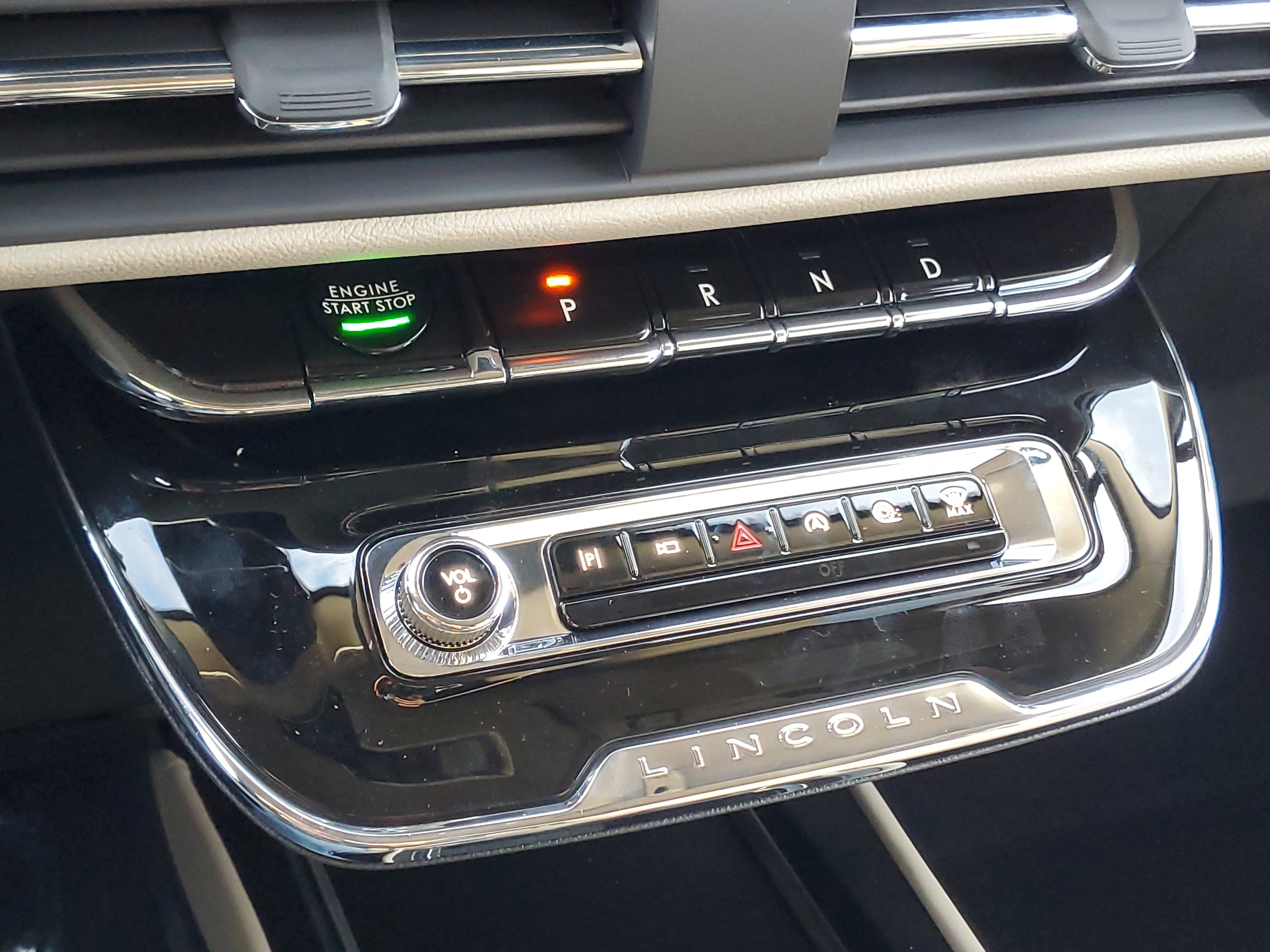 New 2026 Lincoln Corsair Reserve w/ Jet Appearance Package image 22