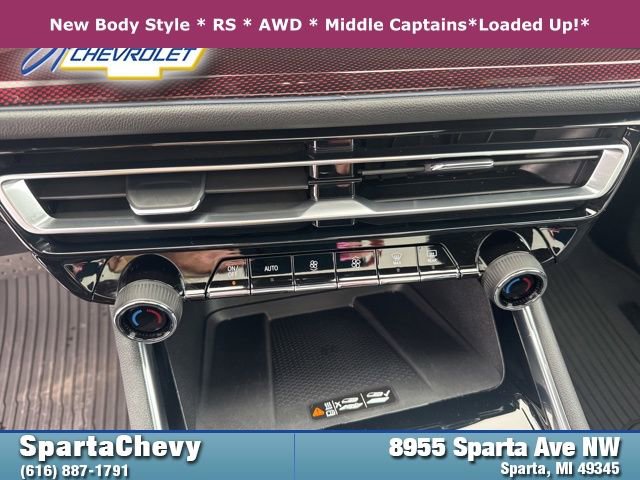 Used 2024 Chevrolet Traverse RS image 23