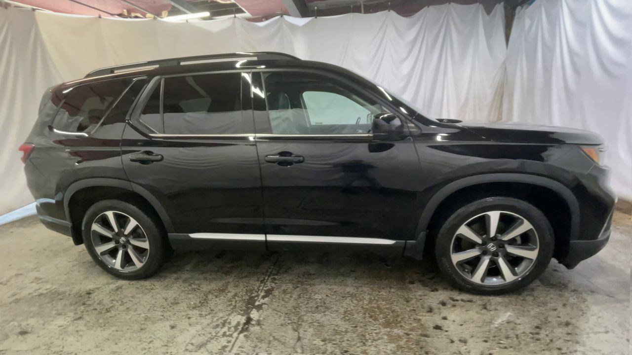 Certified 2023 Honda Pilot Elite image 9