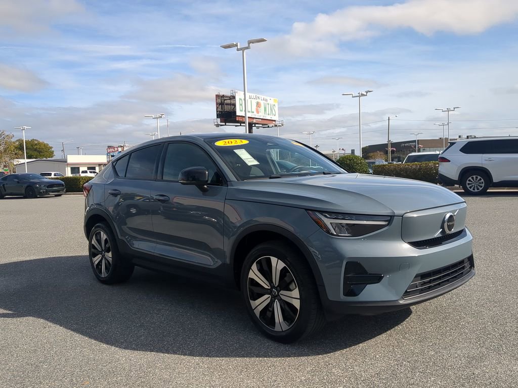 Used 2023 Volvo C40 Recharge Core image 11