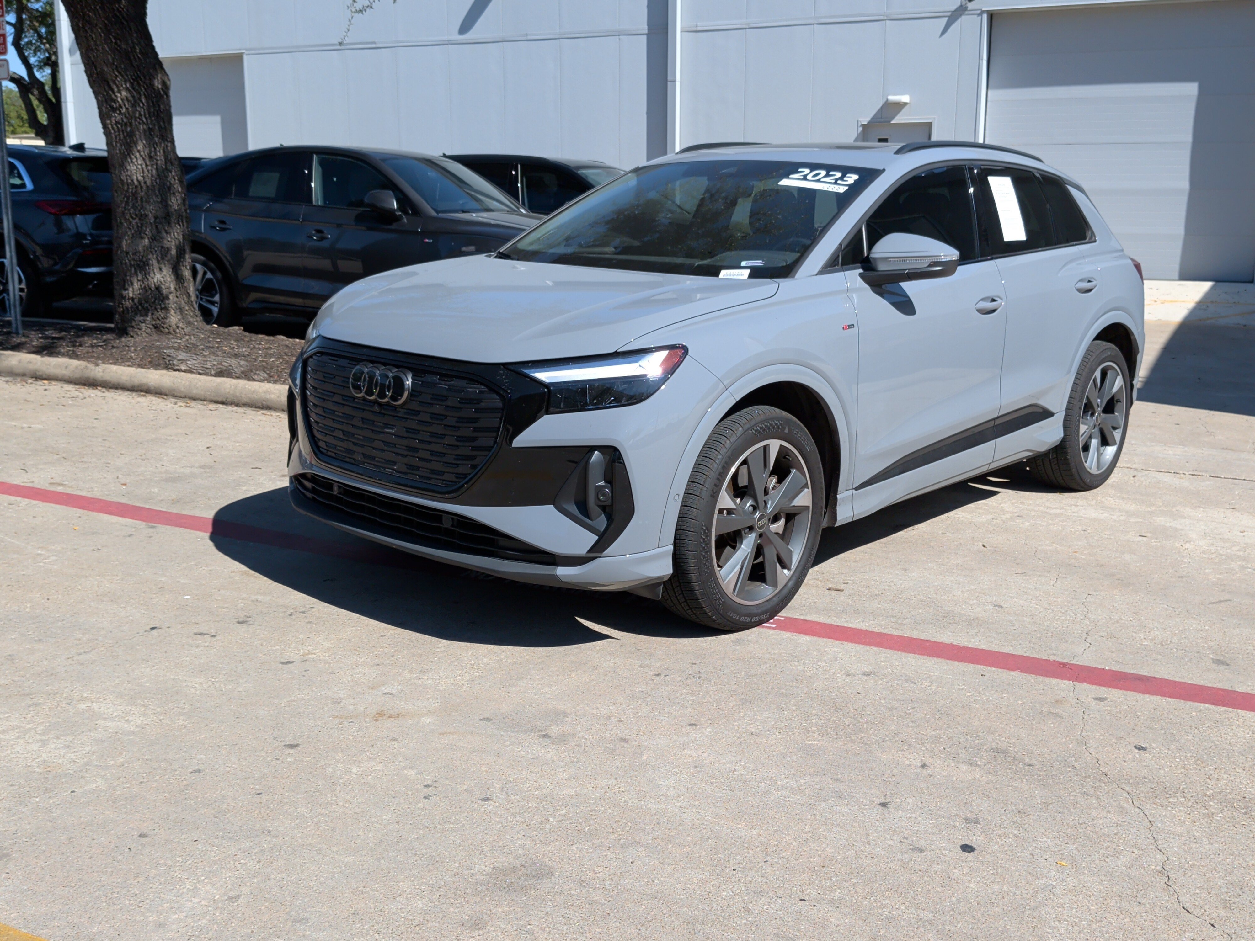 Certified 2023 Audi Q4 e-tron Premium Plus AWD/4WD image 5