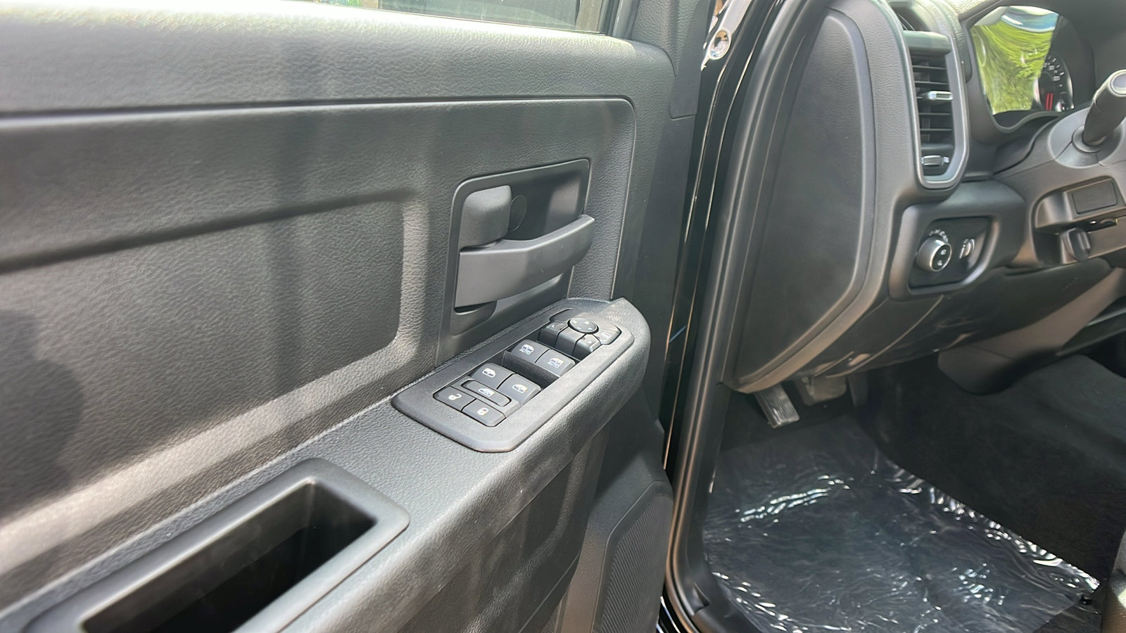 New 2025 RAM 2500 Tradesman image 15