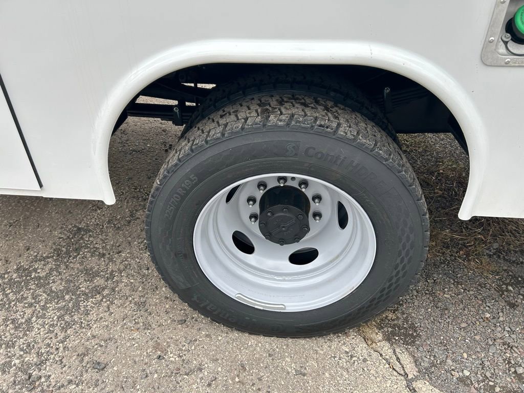 New 2026 Ford F550 4x4 Regular Cab Super Duty image 30