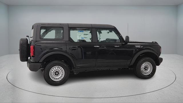New 2025 Ford Bronco 4-Door image 8