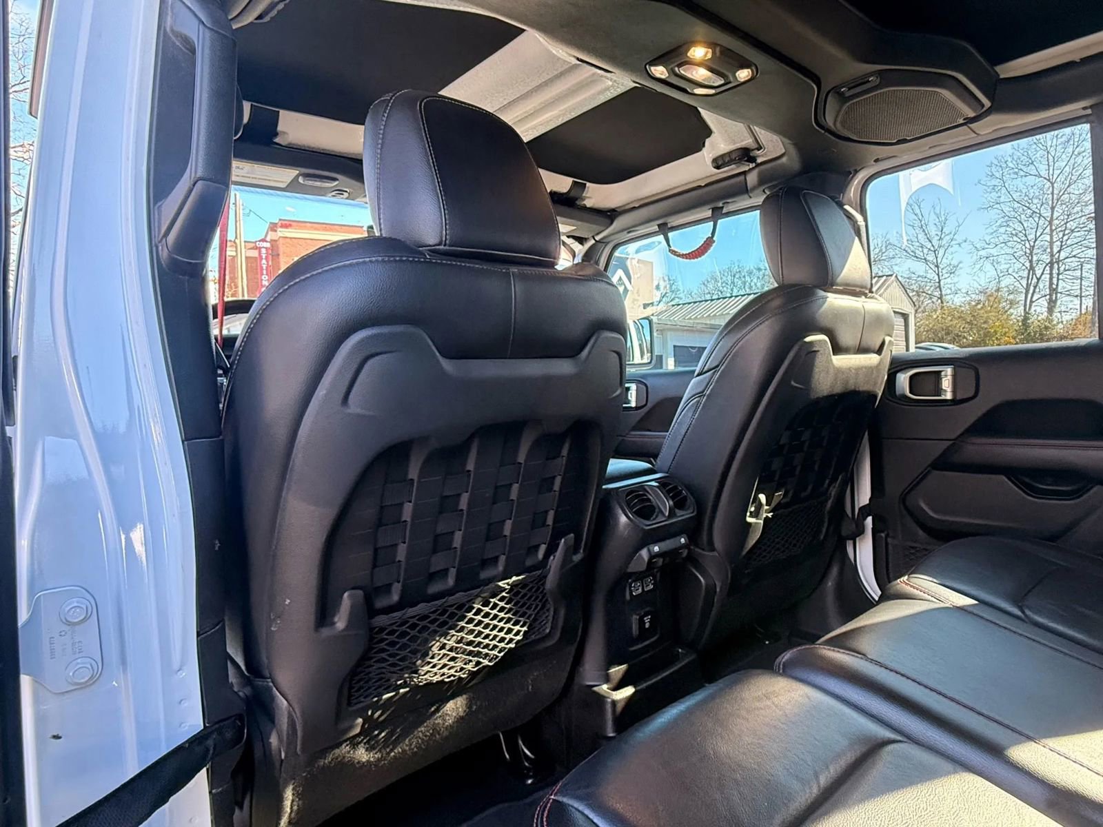 Used 2020 Jeep Wrangler Unlimited Rubicon w/ Quick Order Package 28Y Recon image 17