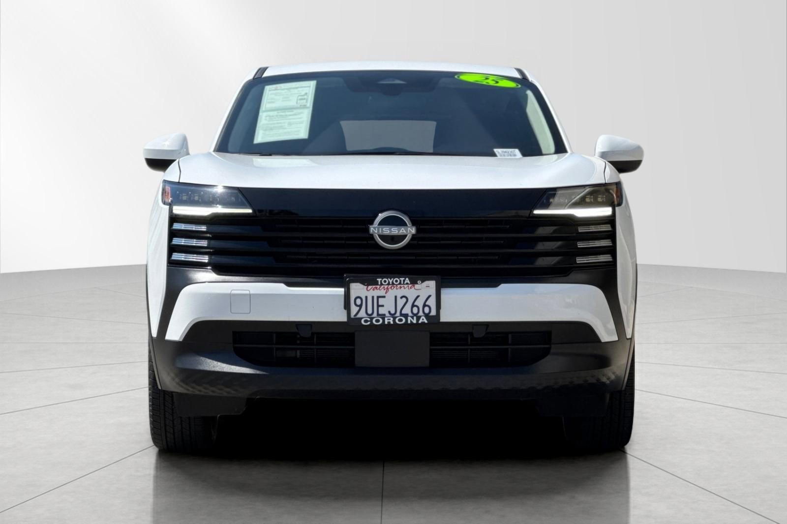 Used 2025 Nissan Kicks SV image 8