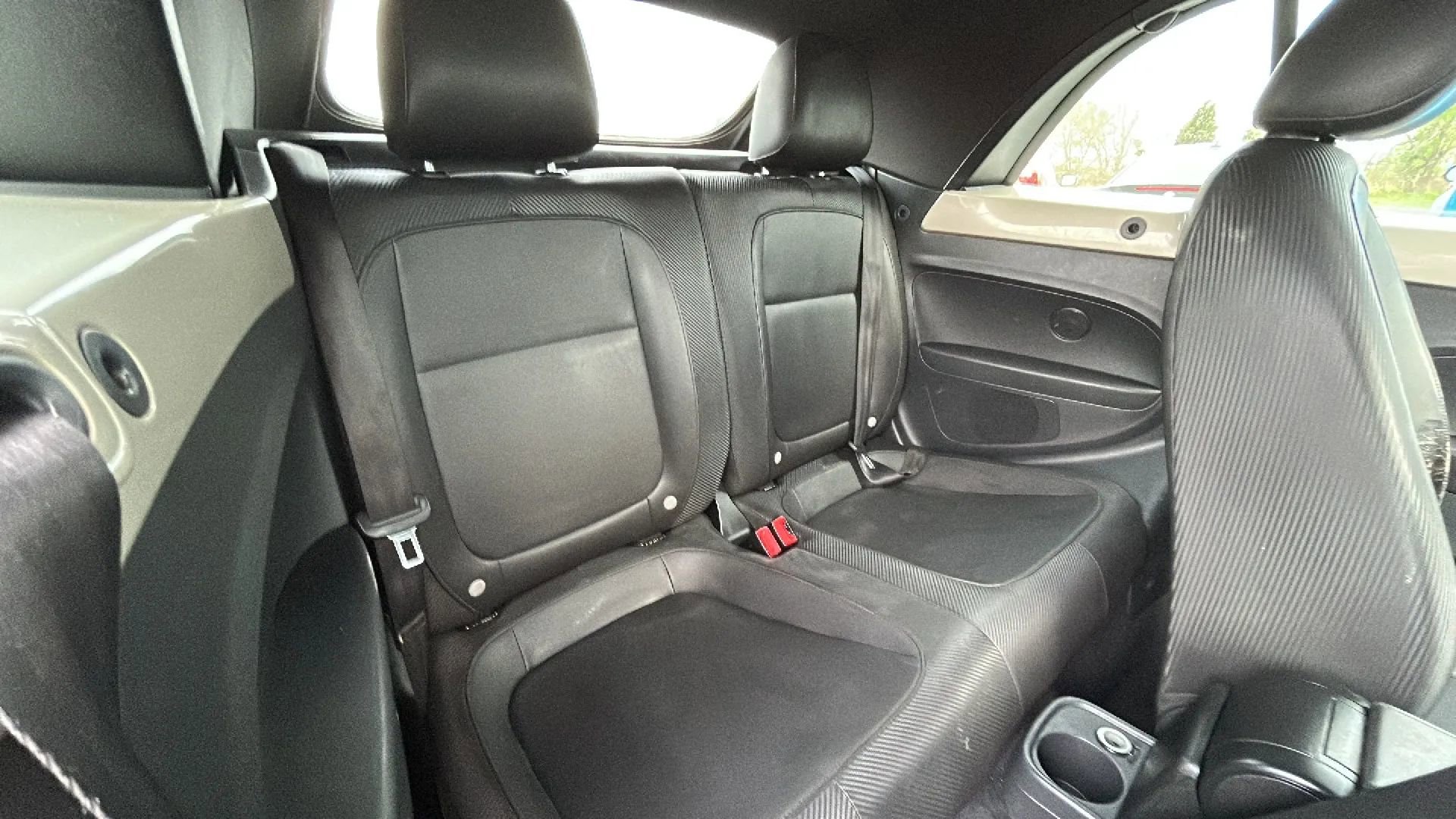 Used 2013 Volkswagen Beetle 2.5 image 34