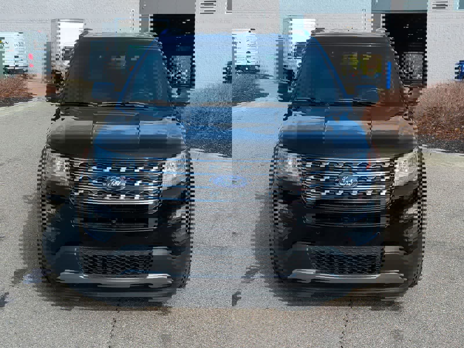 Used 2016 Ford Explorer Limited image 3