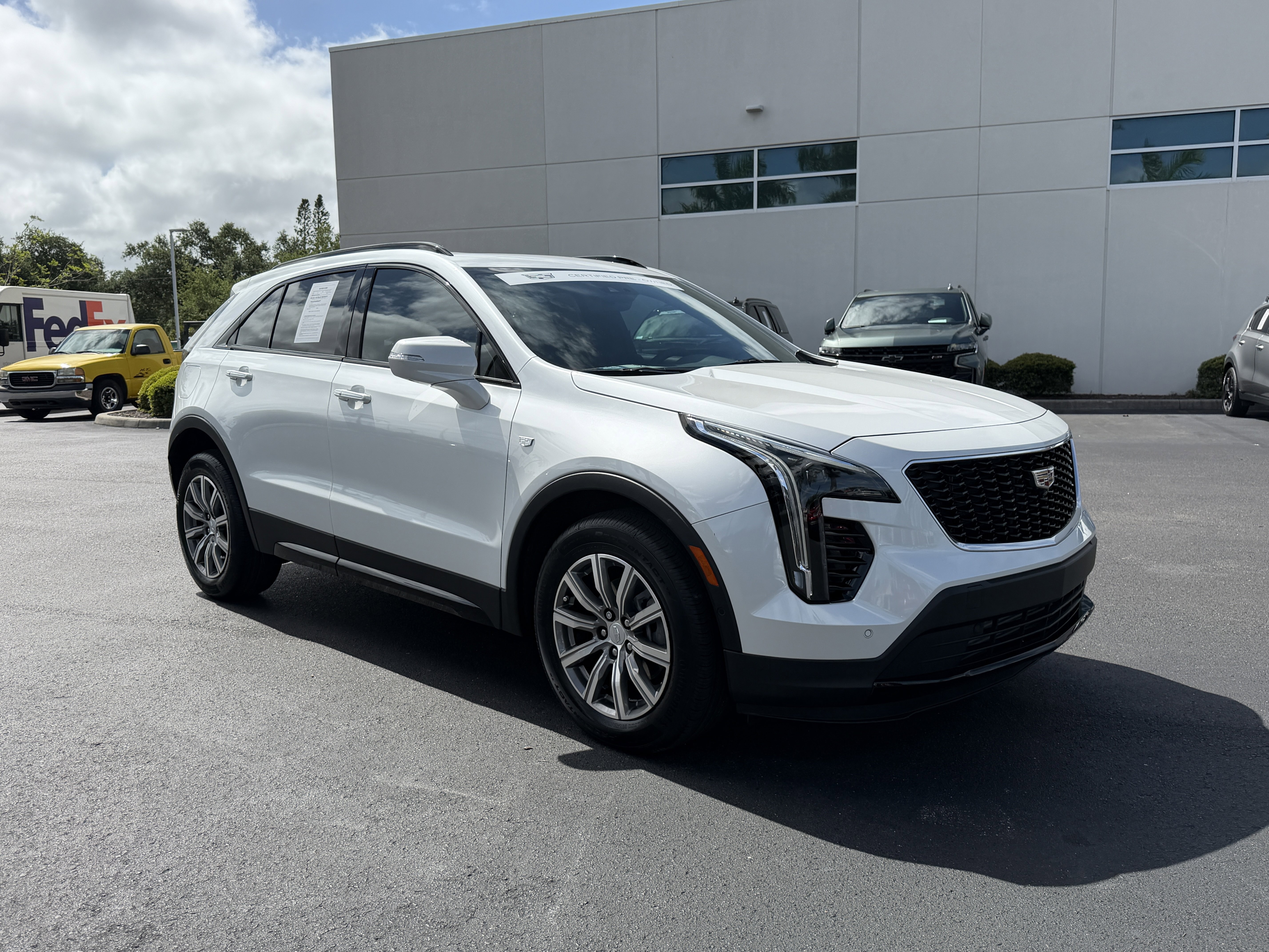 Used 2022 Cadillac XT4 Sport image 3
