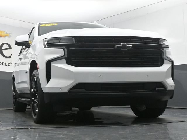 Used 2023 Chevrolet Tahoe RST w/ Luxury Package AWD/4WD image 3