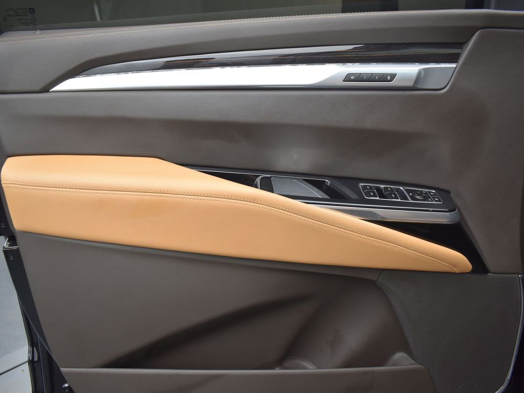 Certified 2025 Cadillac Escalade ESV Premium Luxury w/ Touring Package image 11